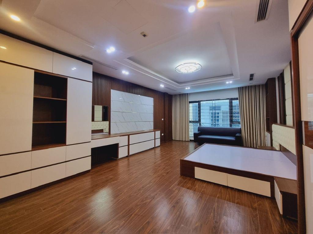 Siêu phẩm, phân lô ngõ 59 Hoàng Cầu gần Cv 1/6, Dt 60m2, 7 tầng thang máy.