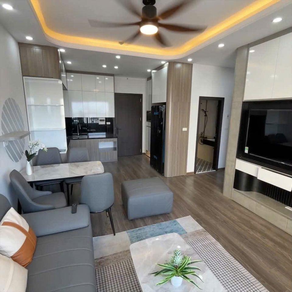 Bán chung cư Hoàng Đạo Thành 66m2, 2 ngủ, 5.8 tỷ, căn góc thoáng sáng.