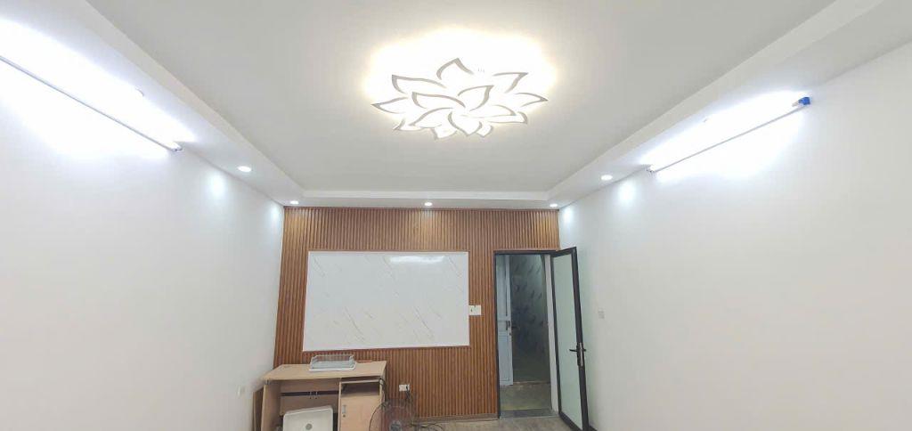 Nhà tập thể tầng 2 Kim Liên trung tâm Đống Đa, Dtsd 130m2.