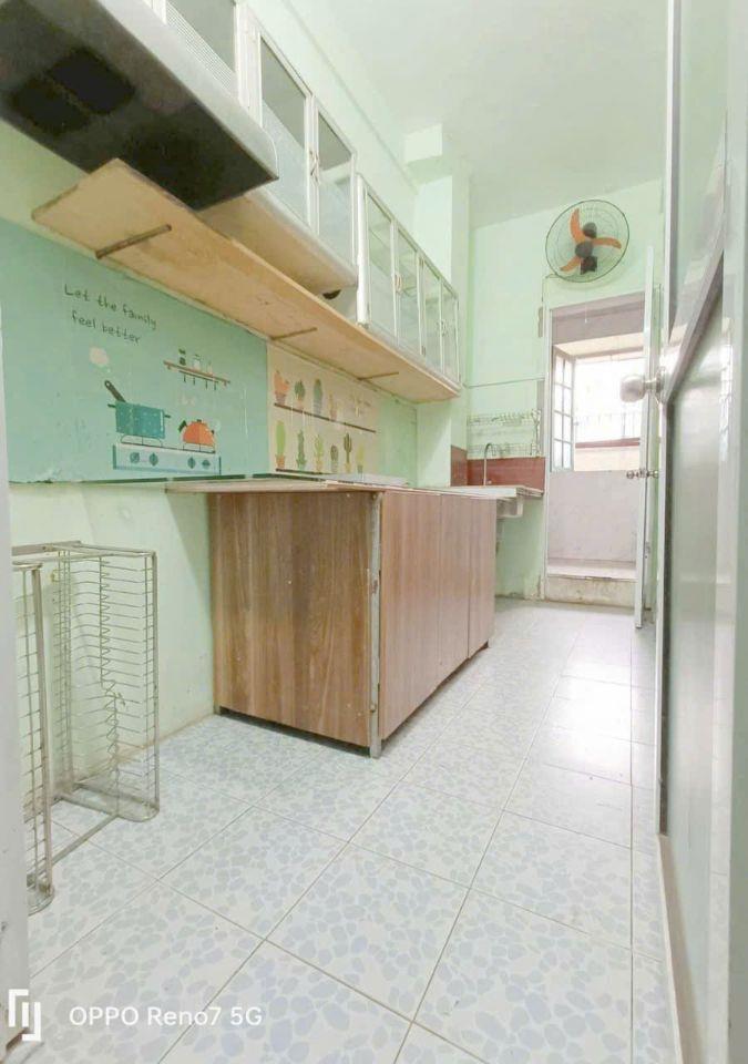Nhà tập thể tầng 3 Kim Liên trung tâm Đống Đa, đất vàng tái định cư tại chỗ.