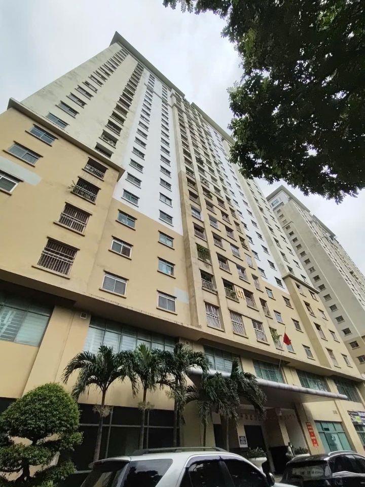 Chung Cư Skylight ngõ Hòa Bình 6 Minh Khai 97m2, 8.4 tỷ.
