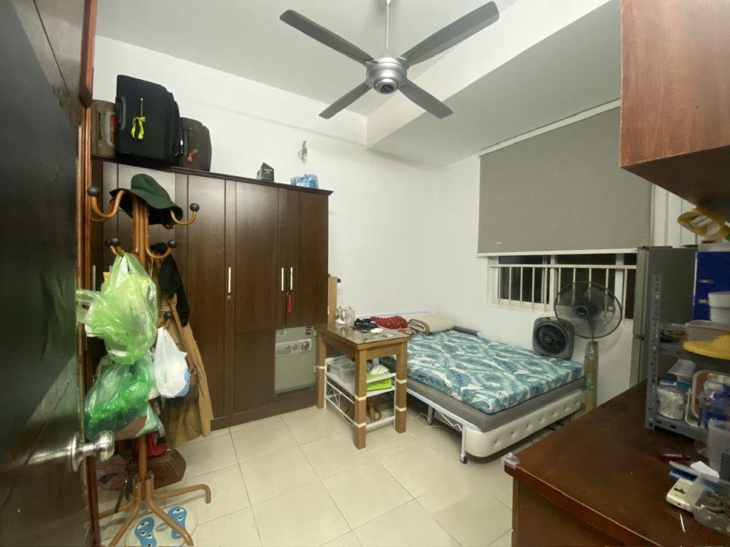 Bán chung cư mặt phố Võ Chí Công, Tây Hồ, Dt 75m2, 2ngủ, giá 6.7 tỷ.