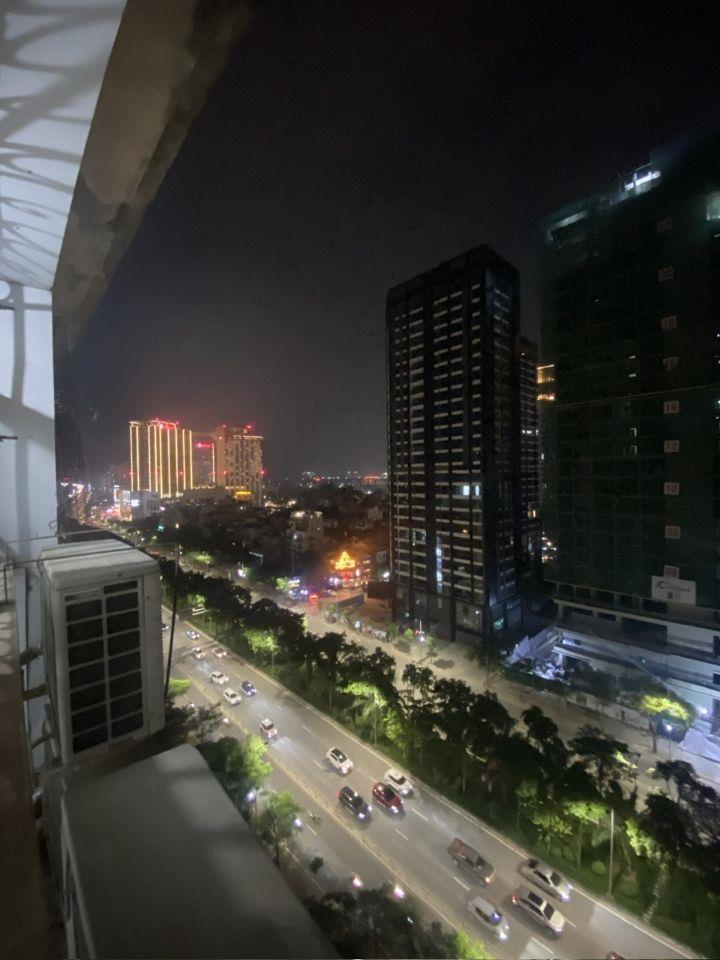 Bán chung cư mặt phố Võ Chí Công, Tây Hồ, Dt 75m2, 2ngủ, giá 6.7 tỷ.