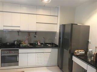 Bán chung cư mặt phố Võ Chí Công, Tây Hồ, Dt 75m2, 2ngủ, giá 6.7 tỷ.