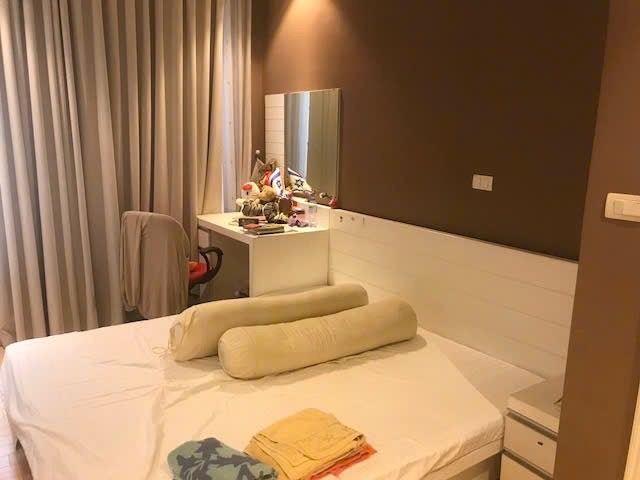 Bán chung cư mặt phố Võ Chí Công, Tây Hồ, Dt 75m2, 2ngủ, giá 6.7 tỷ.