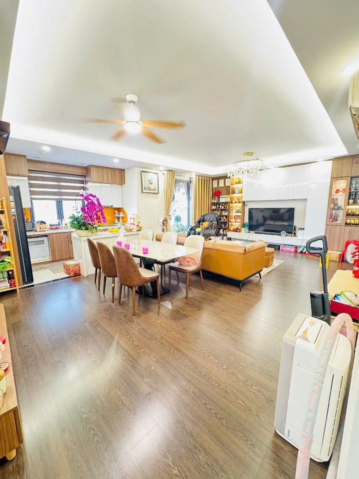 Bán gấp chung cư Imperia Sky Garden Minh Khai, 3 ngủ, 2 wc, giá chào 10.25 tỷ.