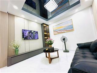 Chỉ hơn 3 tỷ, căn hộ phố Chùa Láng, Đống Đa, thủ phủ các trường Đại Học.