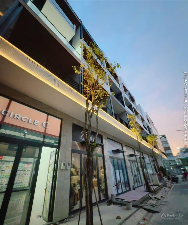 Cần bán nhà phố 6 tầng bình tân  diện tích 80m2. liền kề aeon mall  sổ hồng công chứng sang tên