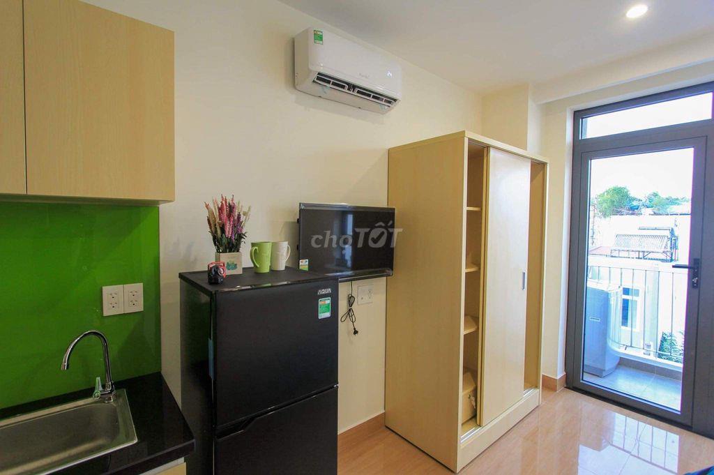 CHDV ban công ngay Lâm Văn Bền Q7