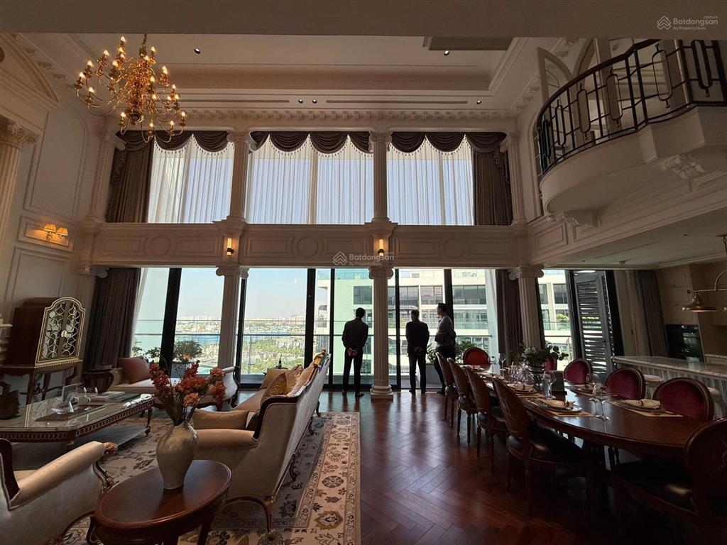 Sky villas branded residences độc bản phía đông hà nội. 3pn 180m2 bàn giao nội thất 5 sao