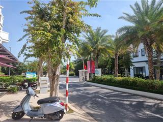 Hót căn hộ mini 38m2 full nội thất. xách vali vào ở ngay. ngay cổng dự án. giá 4tr/th.0978 686 ***