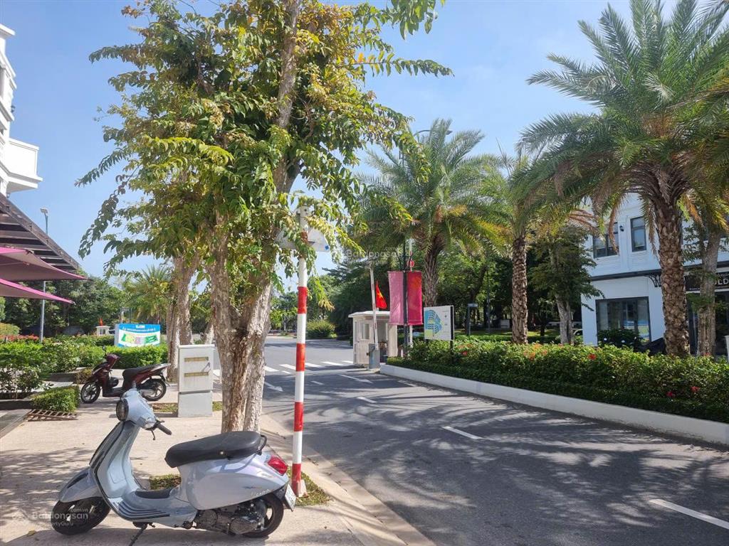 Xem là mê. phòng vip, mặt phố la vida residences, đường 3/2 giá 5 triệu/th, 35m2, p12, vũng tàu