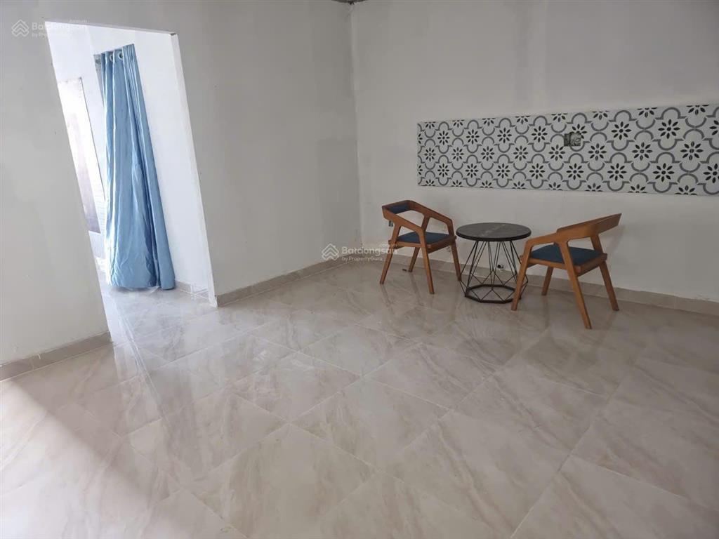 Xem là mê không thua gì căn hộ cao cấp, dt 40m2. lầu 1 1pn, bếp lớn, giá 4,5 triệu tại 3/2, v. tàu