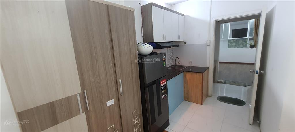 Xem là thích ngay. giá 5,5tr, 50m2 gồm 1 phòng ngủ + p.khách. full nội thất, xách vali vào ở thôi