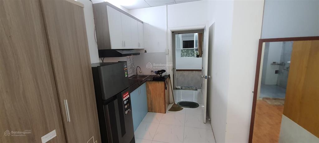 Xem là thích ngay. giá 5,5tr, 50m2 gồm 1 phòng ngủ + p.khách. full nội thất, xách vali vào ở thôi