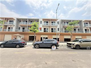 Bán shophouse 100m2 (185m2 sàn) suncasa square vị trí đẹp, ko lỗi phong thuỷ giá 3,69tỷ full vat