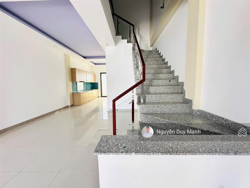 Hàng ngộp bán gấp căn 2 tầng/100m2/2pn đã hoàn thiện tại suncasa central vsip iia giá 3.3tỷ bao sổ