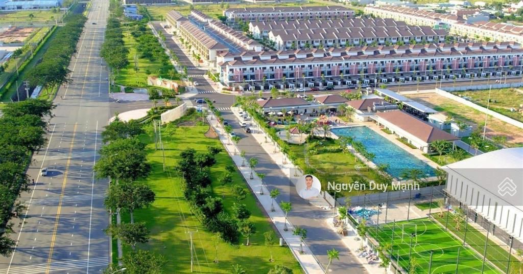 Hàng ngộp bán gấp nhà mặt tiền đường 26m tại vsip ii suncasa central giá 3.5tỷ/100m2 bao sổ