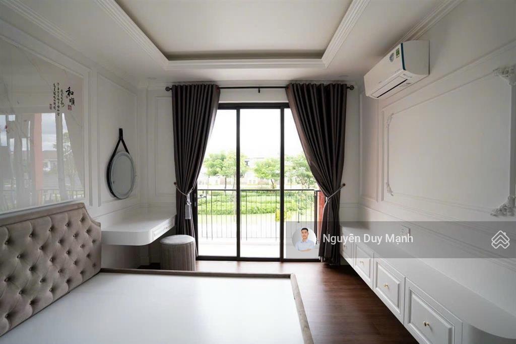 Bán gấp căn liền kề sun casa full nội thất view công viên, giá 4.8 tỷ bao sổ 3 tầng x 100m2, 3pn