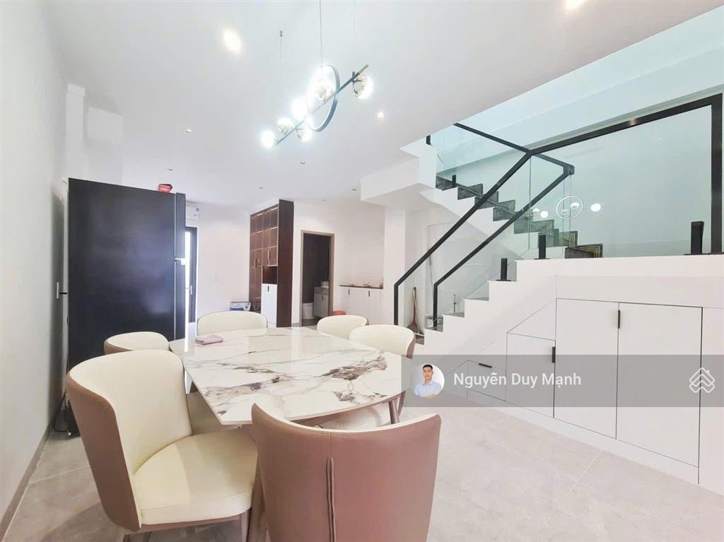 Bán nhà hoàn thiện 2pn full nội thất tại suncasa central vsip ii giá 3.82x tỷ/100m2 view công viên