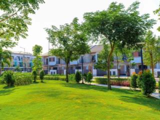 Bán căn nhà 2 tầng view công viên, sổ hồng sẵn
diện tích 5x20m giá full 3.1tỷ