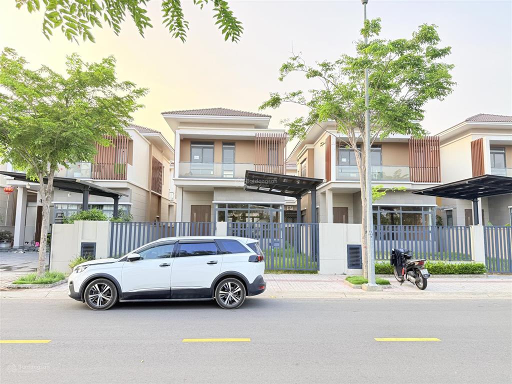 Duy nhất căn biệt thự 250m2 view công viên suối 10.000m2 tại vsip ii kđt suncasa giá 7,8tỷ full