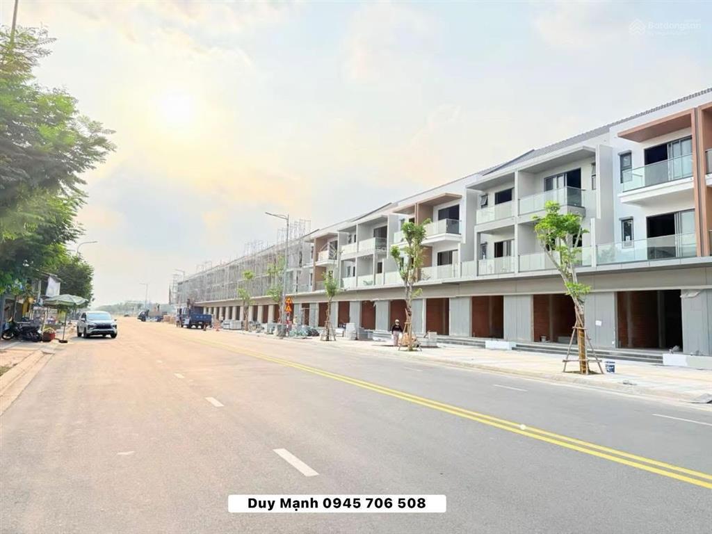 Bán gấp nhà phố suncasa square vsip ii vị trí đẹp cho thuê tốt giá 3.67tỷ/100m2