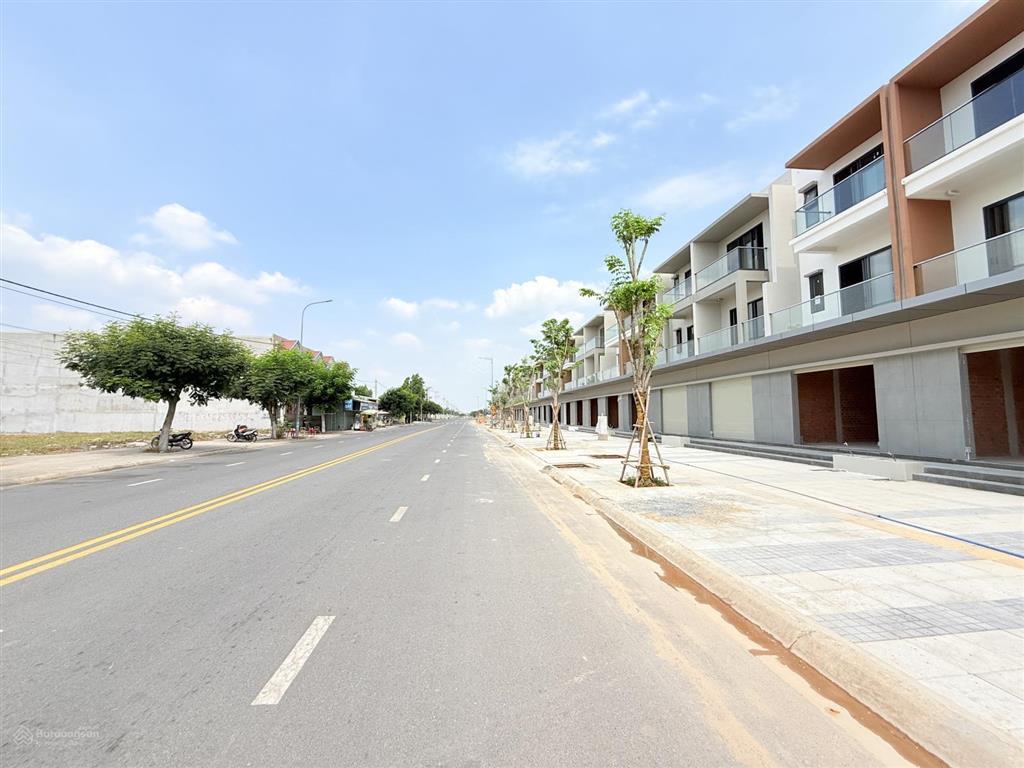 Mở bán 168 căn nhà phố tại vsip ii suncasa square giá fo cđt từ 3.6tỷ/100m2 tiến độ tới 24tháng