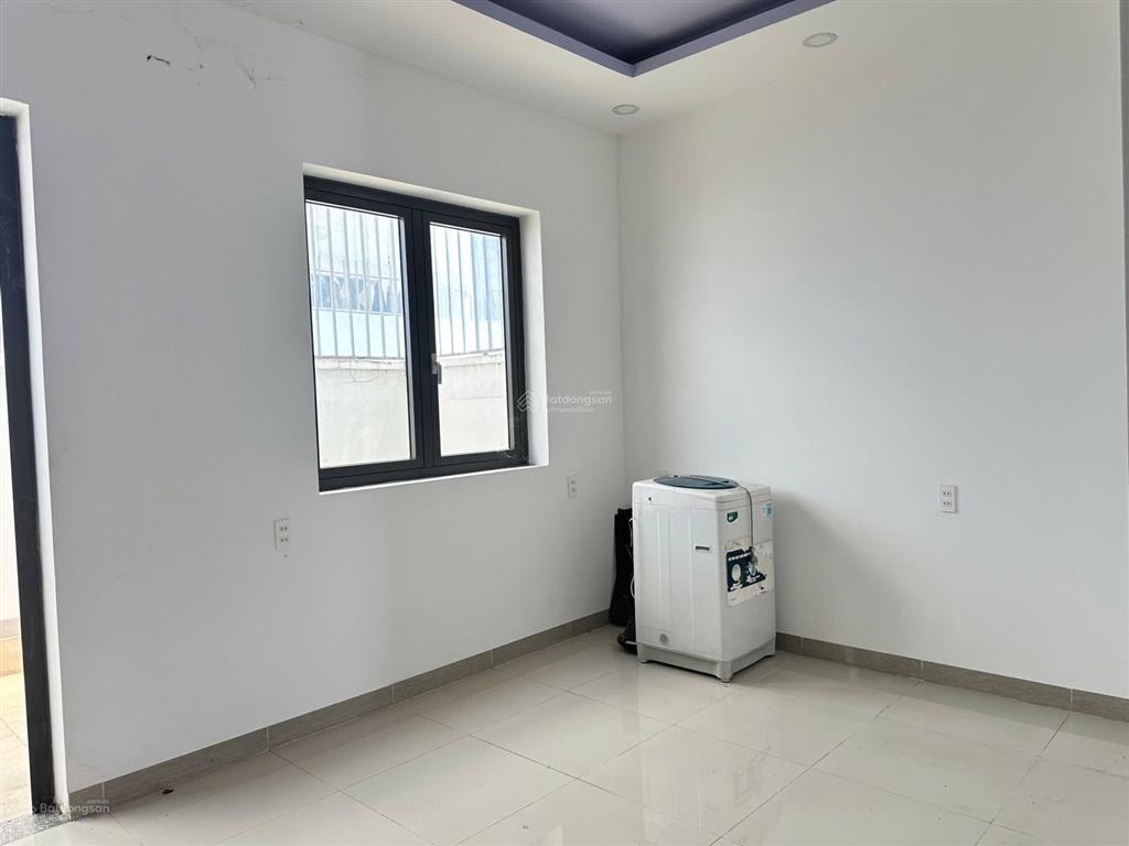 Ngộp bán gấp căn nhà phố hoàn thiện 2 tầng/100m2 kđt suncasa vsip ii giá full 3.3tỷ bao sổ view đep