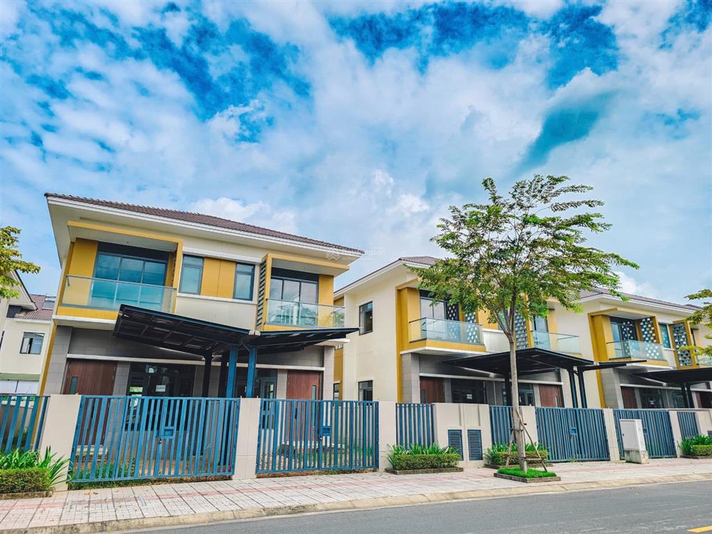Biệt thự song lập 168m2 2tầng 4tỷ950 tại kđt suncasa central vsip 2 bình dương