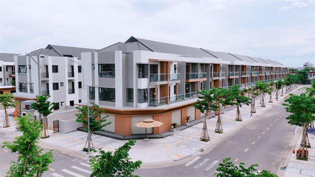 Nhà phố suncasa square tại vsip 2 bình dương tiến độ giãn 24tháng chỉ cần 30% nhận nhà 2026
