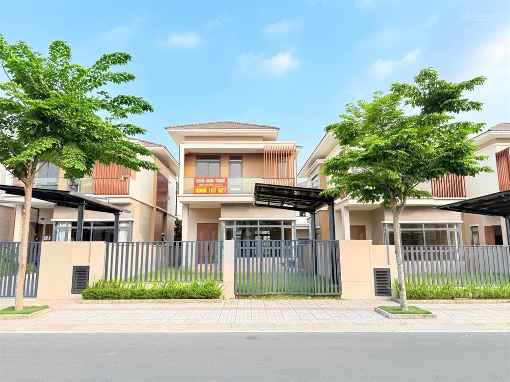 Căn biệt thự đơn lập, cách highlands, lotteria, gs25 chỉ 100m30% nhận nhà ngay giá full 6.6tỷ/250m