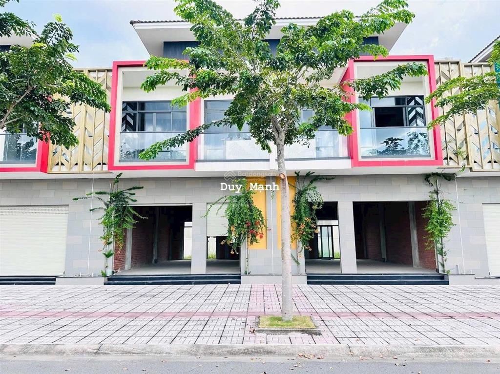 Bán gấp shophouse 7m x 24m vị trí đẹp kinh doanh buôn bán tại vsip 2a giá full 5,4 tỷ