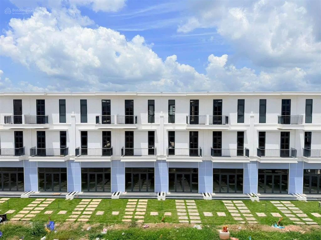 Nhà phố green city mặt tiền đường lê lợi tpm bình dương mở bán giá từ 5,5tỷ/150m2 sổ sẵn
