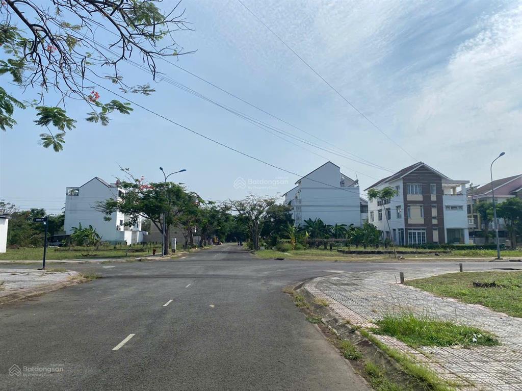 Cơ hội sở hữu đất view sông tại q9. dt 6x16.  0909 128 ***