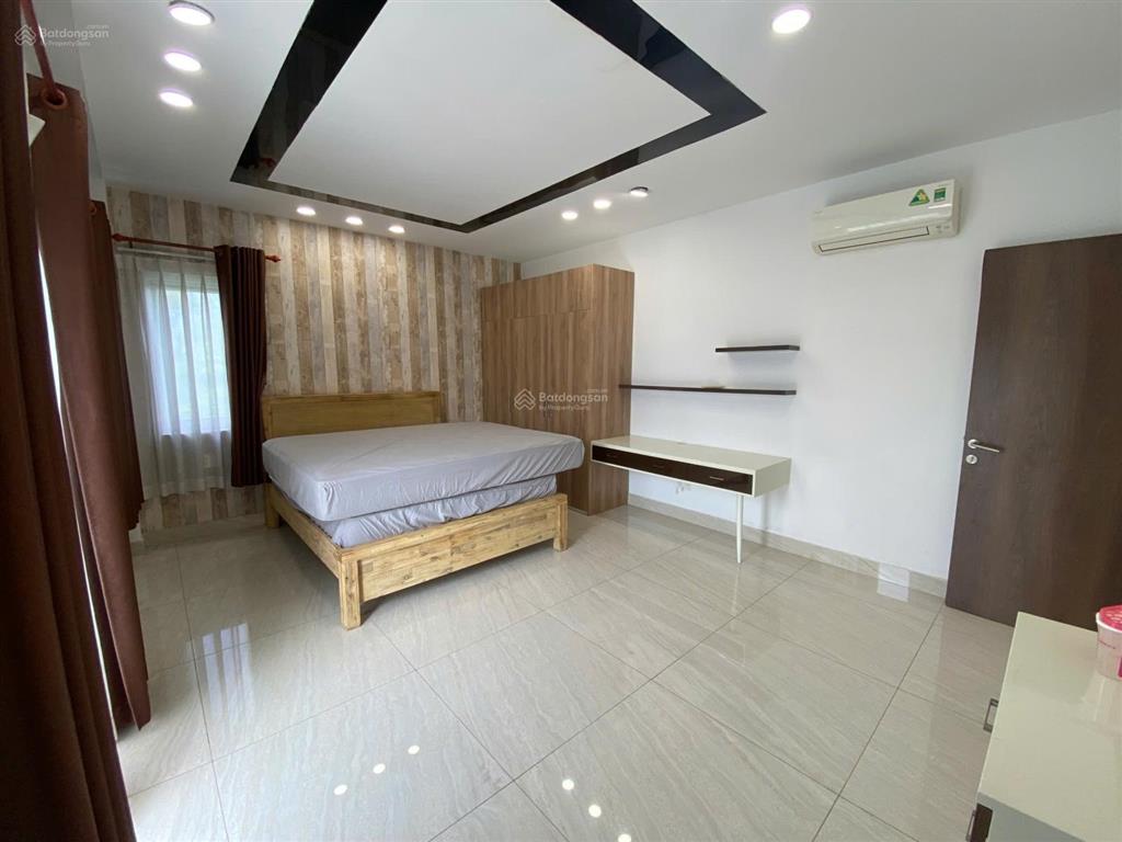 Cho thuê bt góc melosa, 180m2, 4pn, 5wc, nhà full đồ, đẹp, mới, hiện đại, giá 25tr/th