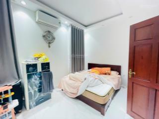 Chính chủ gửi bán nhanh nhà park riverside 5x16,5m. nội thất cơ bản, giá 11 tỷ, sổ hồng