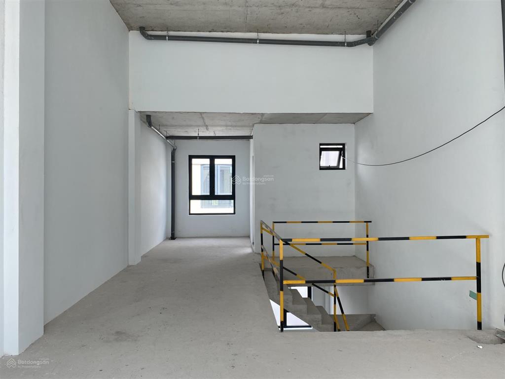 Chính chủ gửi bán nhanh the classia, 5x18m, nhà thô, sổ hồng, giá 16, x tỷ