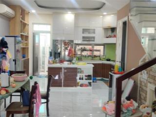 Cần bán nhà phố rosita 5x23m, nội thất cơ bản, 8,6 tỷ, sổ hồng riêng, view công viên, đẹp, mát