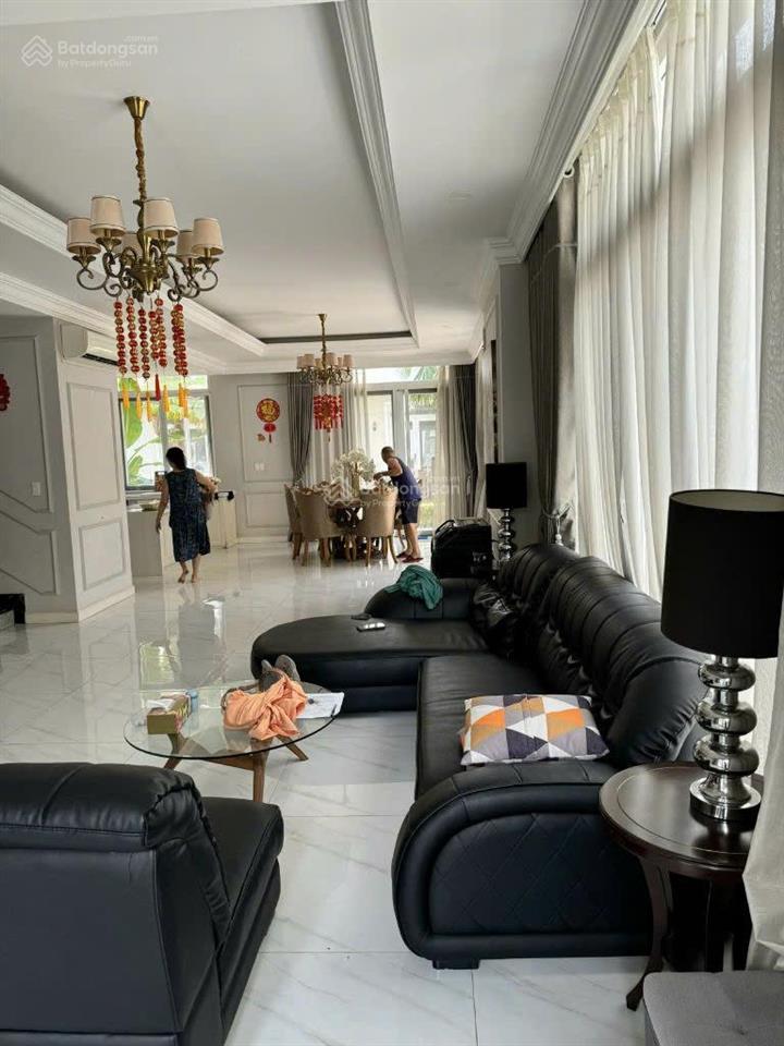 Cho thuê bt the venica khang điền, 10x25m2, nhà mới, full nội thất, giá 60tr/th.
