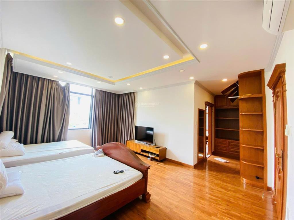 Cho thuê bt lucasta, 10x200m2, nhà mới, trống, giá 30tr/th, có thể dọn vào ngay