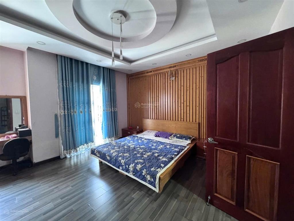 Bán nhà melosa khang điền, 5x23m, nội thất, giá bán nhanh 10,8 tỉ, sổ hồng, hỗ trợ vay