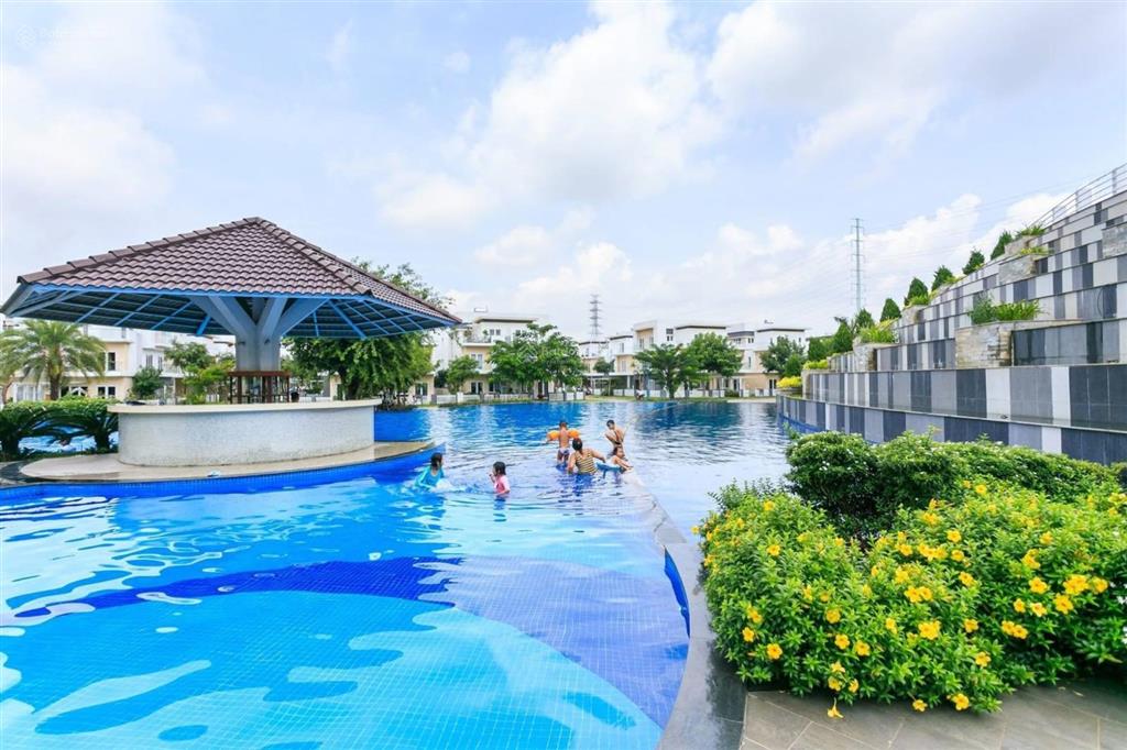 Bán nhà melosa khang điền, 5x23m, nội thất, giá bán nhanh 10,8 tỉ, sổ hồng, hỗ trợ vay
