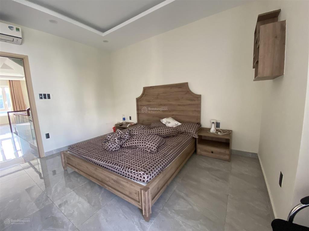 Bán nhanh nhà rosita khang điền, 5x19m², nội thất sẵn, giá 7.9 tỷ (giá tốt)