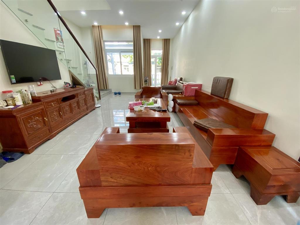 Bán nhanh nhà rosita khang điền, 5x19m², nội thất sẵn, giá 7.9 tỷ (giá tốt)