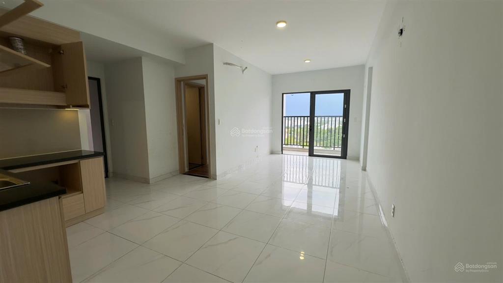 Căn hộ lovera vista 65.58m2  2pn + 2wc ban công đông nam thoáng mát, sổ hồng sẵn giá 3,25 tỷ