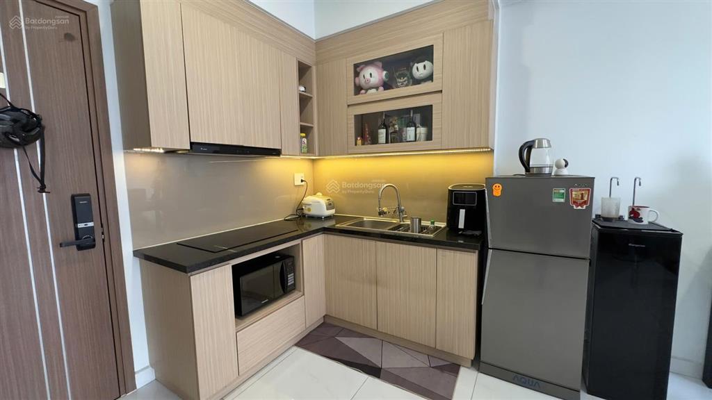 Bán căn hộ lovera vista khang điền 53m2  1pn+ và 1wc, view hồ bơi tặng full nội thất giá 2,7 tỷ