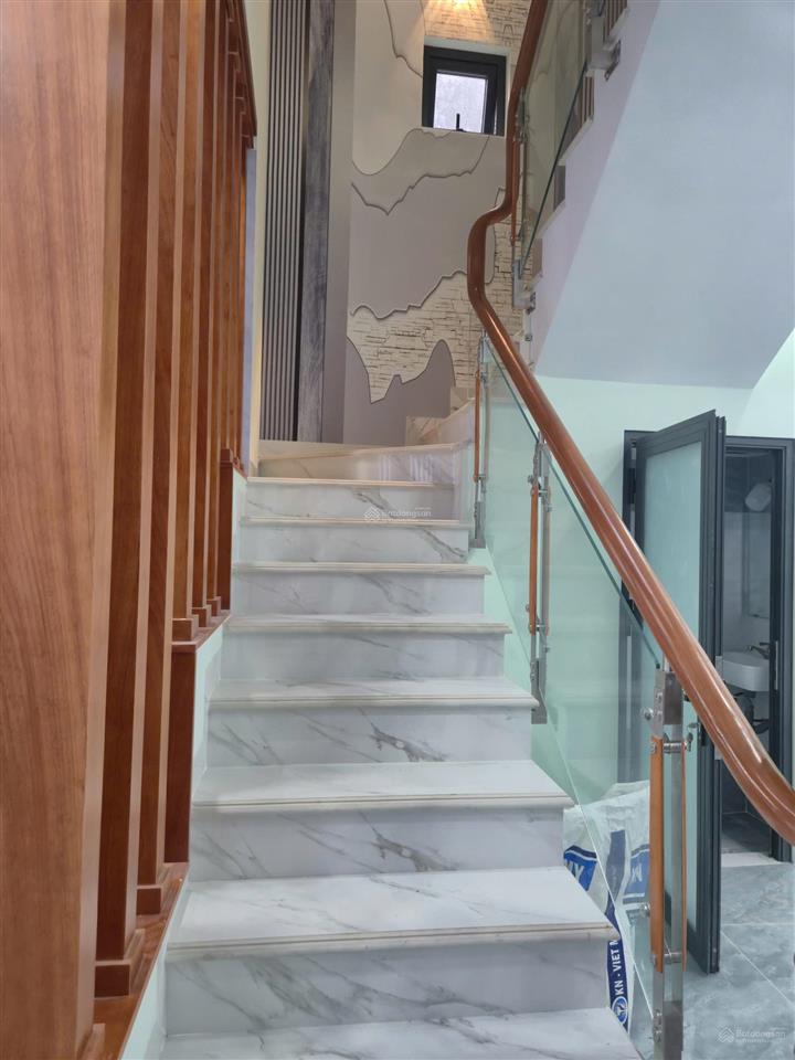Bán nhà phước long b, hẻm xe hơi gần đỗ xuân hợp, nhà 1t/3 lầu, 4pn, 5wc, nhà mới đẹp vào ở ngay