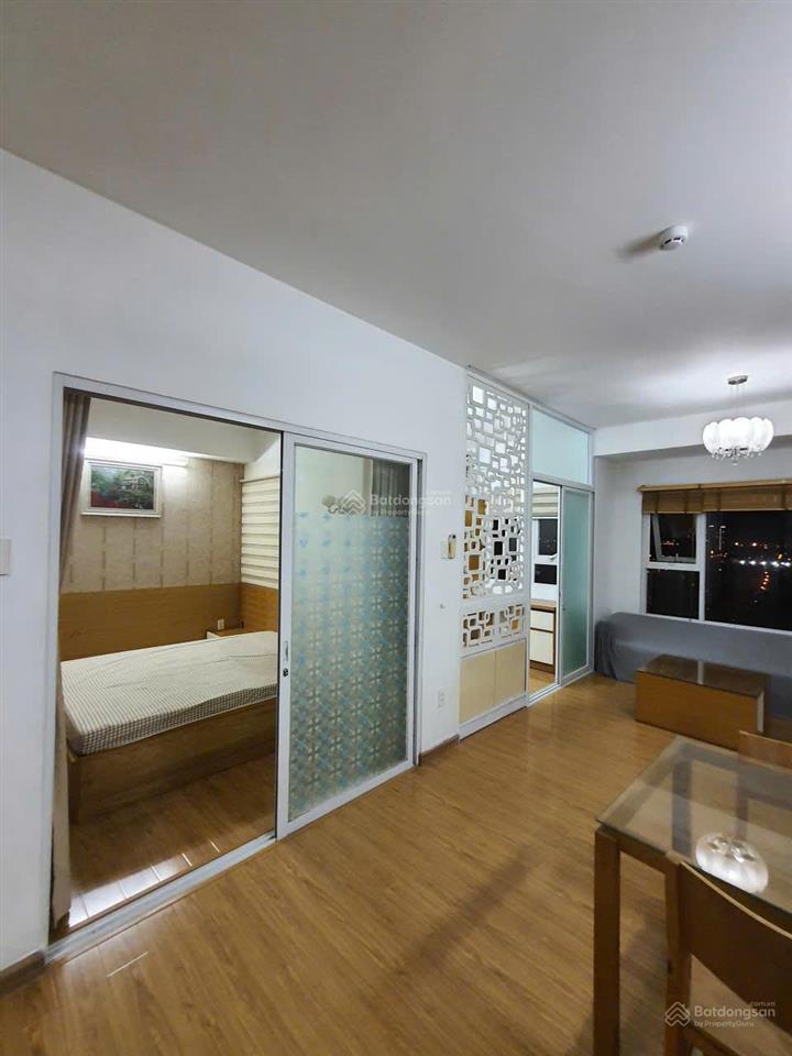 Bán căn hộ flora anh đào, 55m2, đã được ngăn 2pn,full nội thất. tầng cao view thoáng mát giá 2,9 tỷ