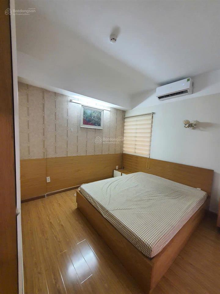 Bán căn hộ flora anh đào, 55m2, đã được ngăn 2pn,full nội thất. tầng cao view thoáng mát giá 2,9 tỷ
